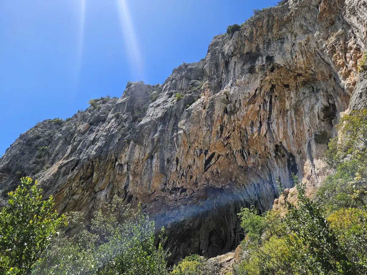 gorges du loup lors d'une journee ensoleillée